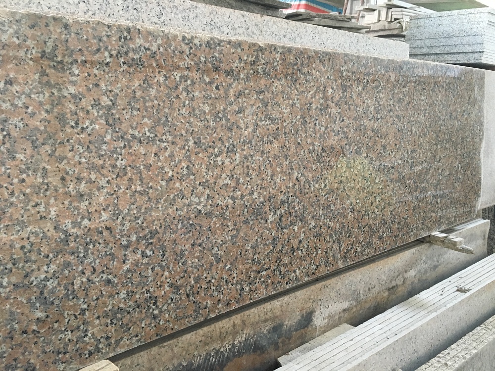 New huidong red granite slabs